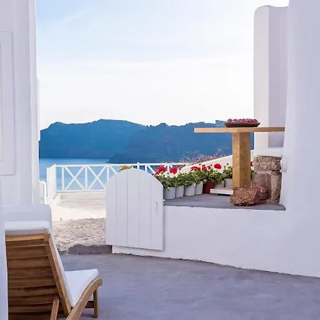 Luxury Santorini Aqua Dream 1 Bedroom Indoor Plunge Pool Thólosz